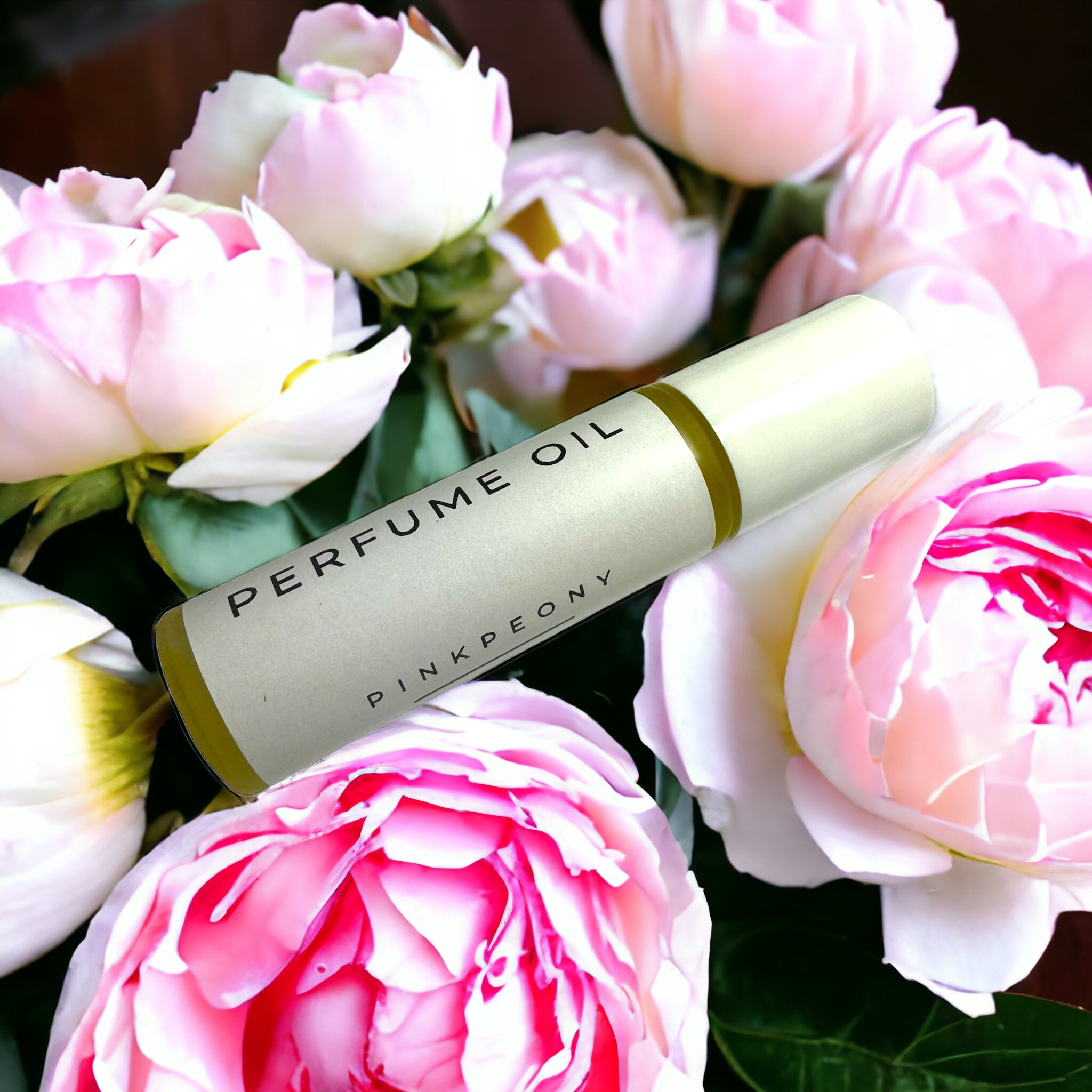 Perfume Oil with Non Toxic Natural Ingredients